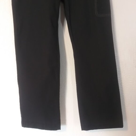 Aventura women's size 8 black and white cargo pants - Picture 3 of 14